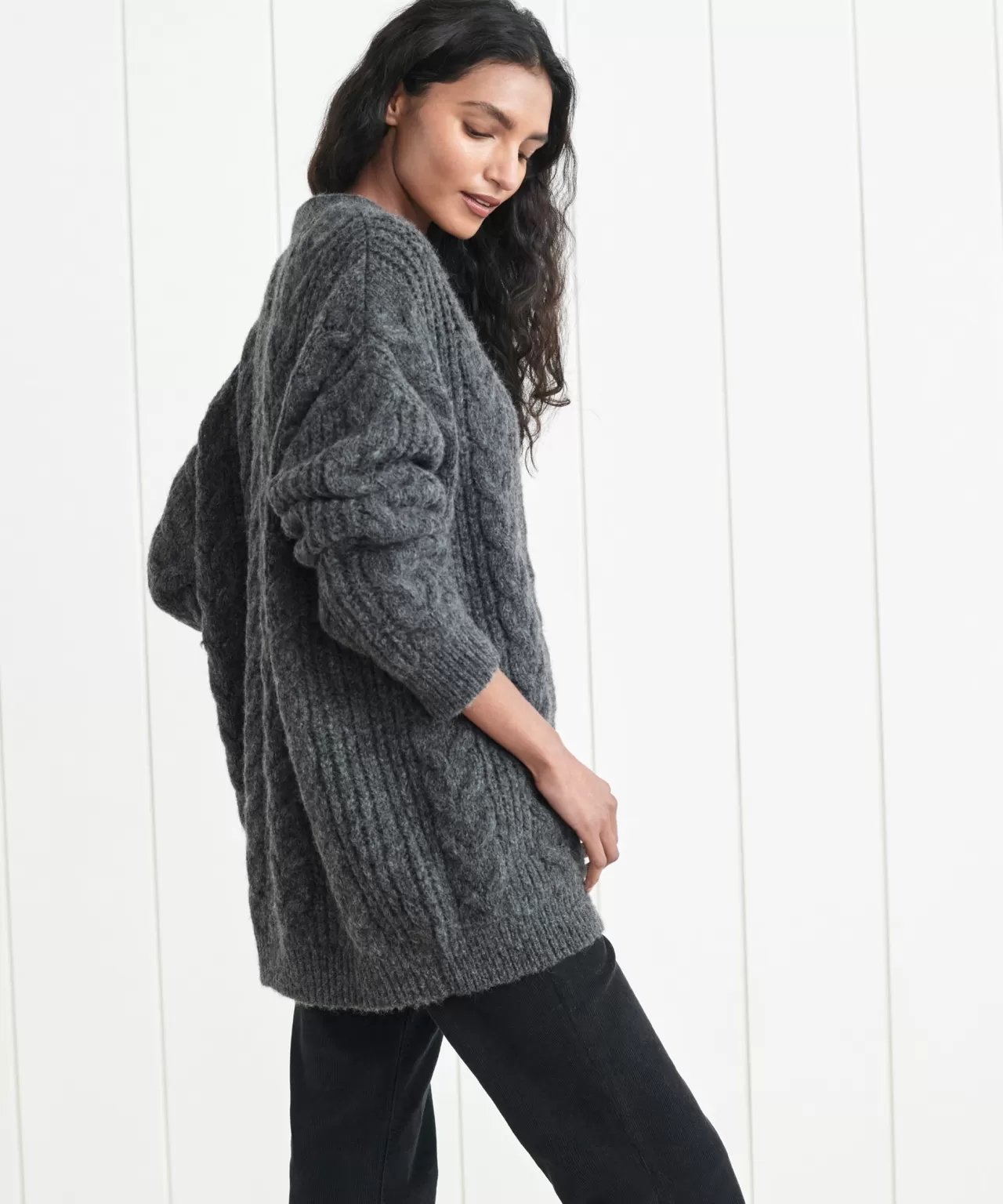 cable_cocoon_cardigan_3.webp Jenni Kayne Cable Cocoon Cardigan