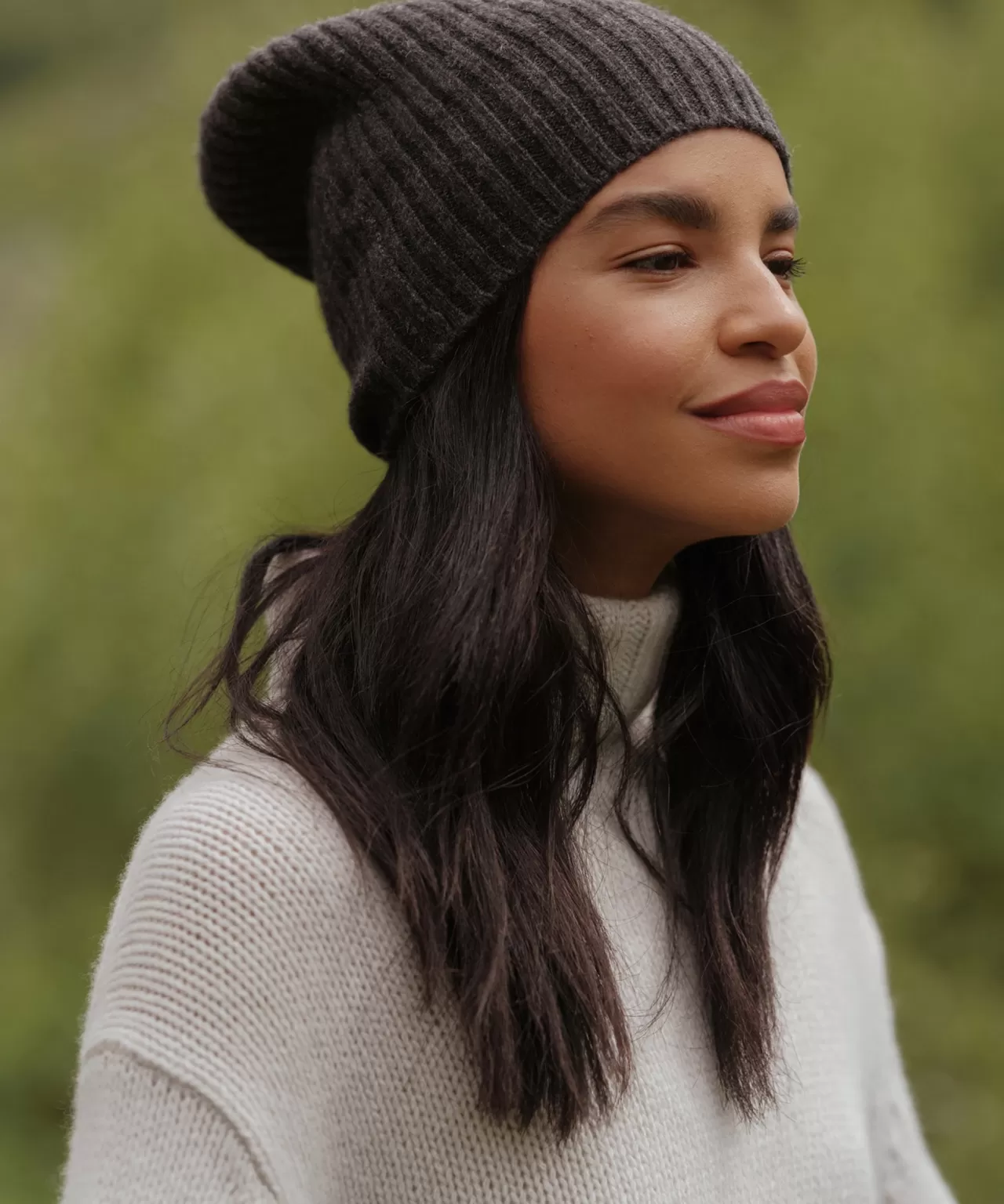 cashmere_beanie_3-4.webp Jenni Kayne Cashmere Beanie