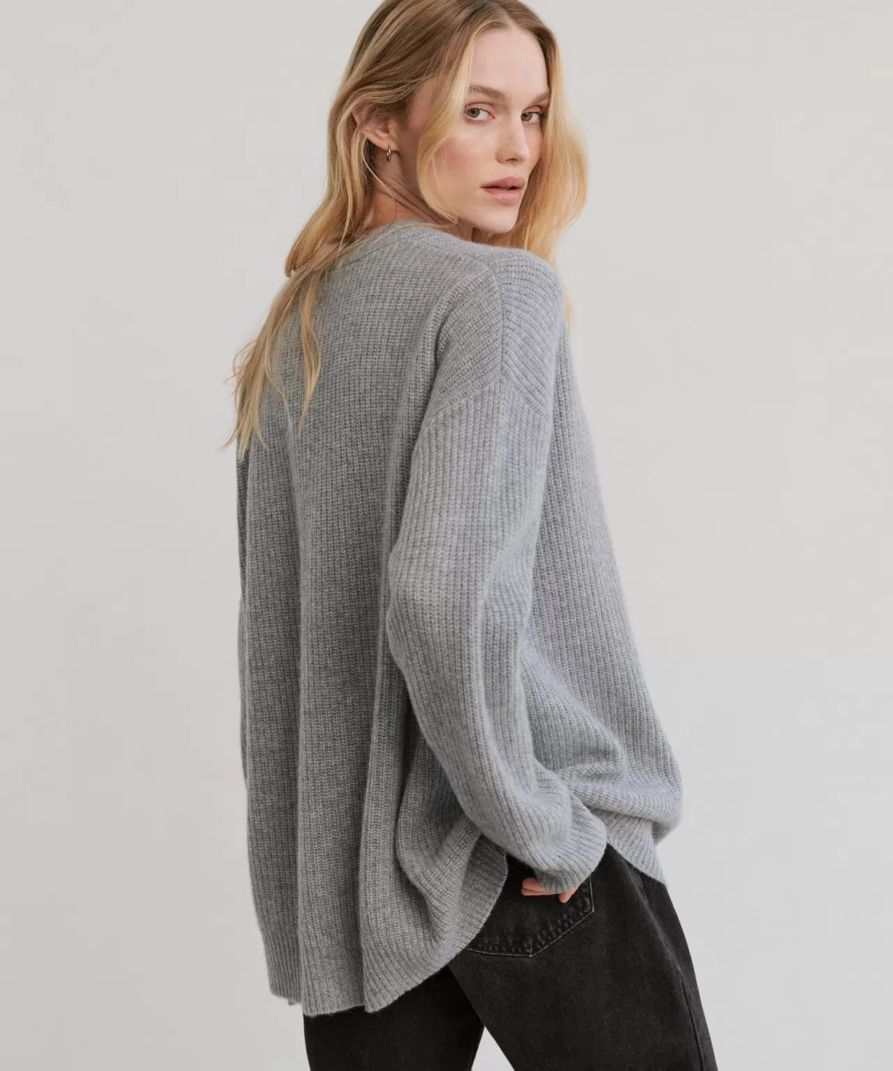 cashmere_cocoon_cardigan_3-6.webp Jenni Kayne Cashmere Cocoon Cardigan