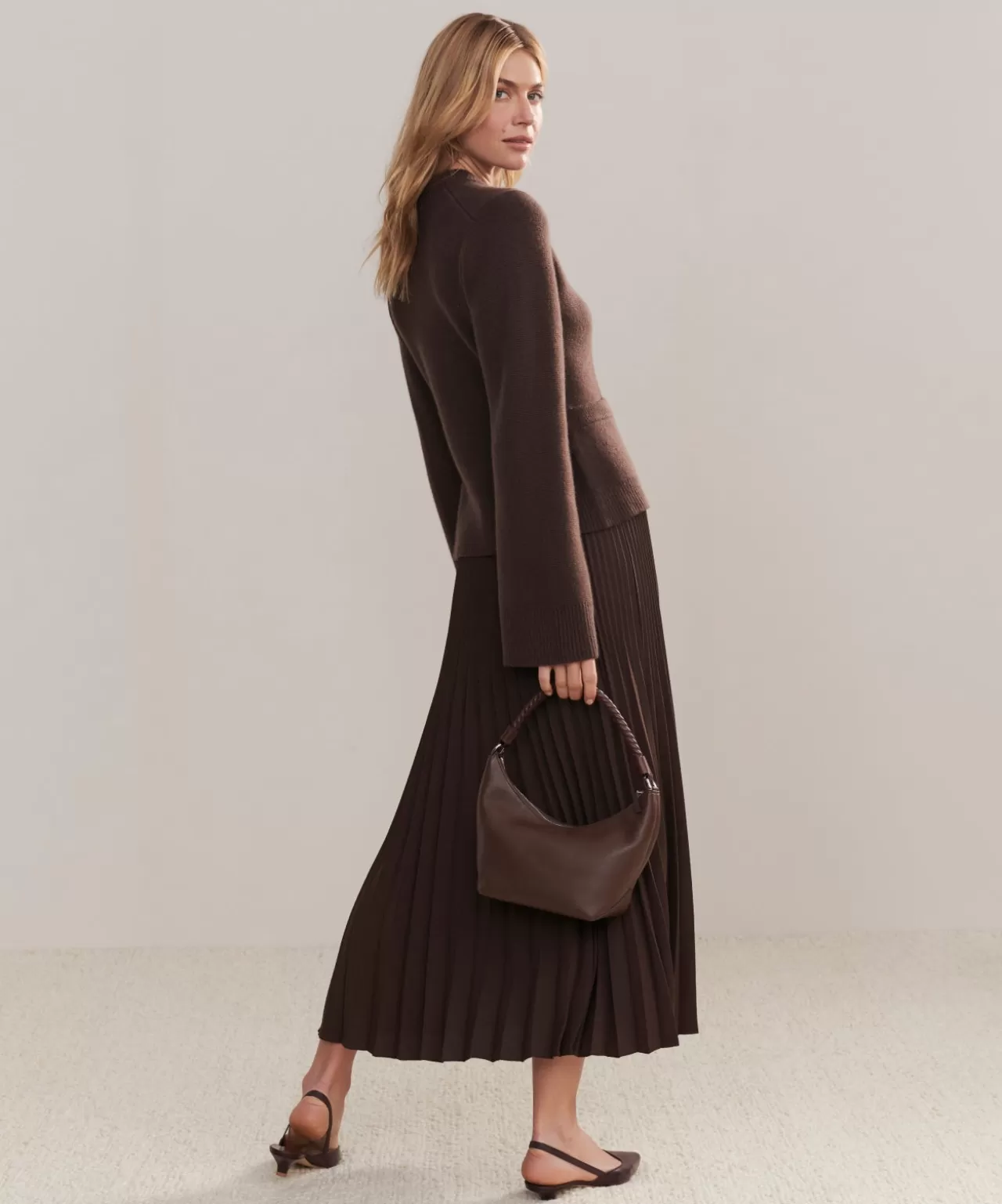 crescent_shoulder_bag_3-4.webp Jenni Kayne Crescent Shoulder Bag