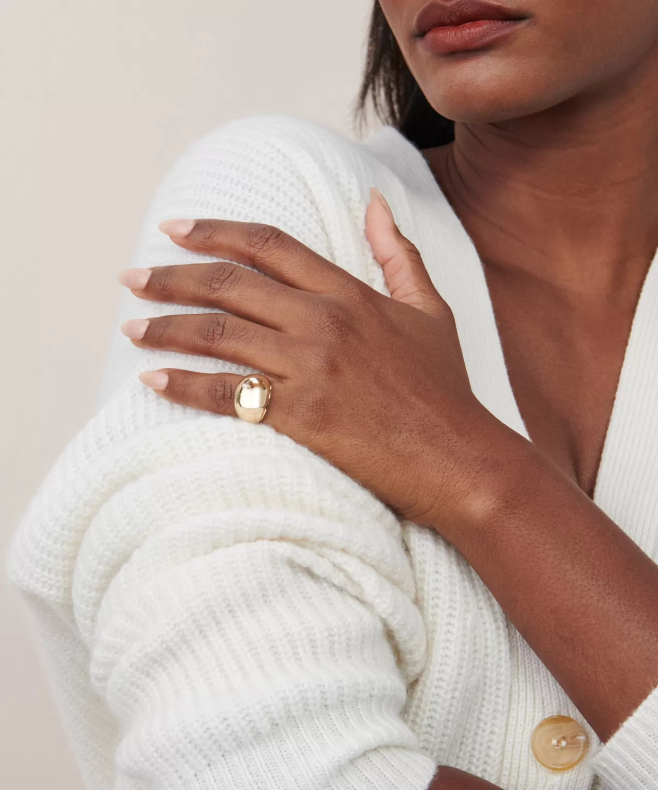 felix_dome_ring_4-1.webp Jenni Kayne Felix Dome Ring